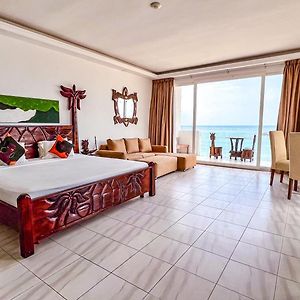 Deluxe Suite Sea View